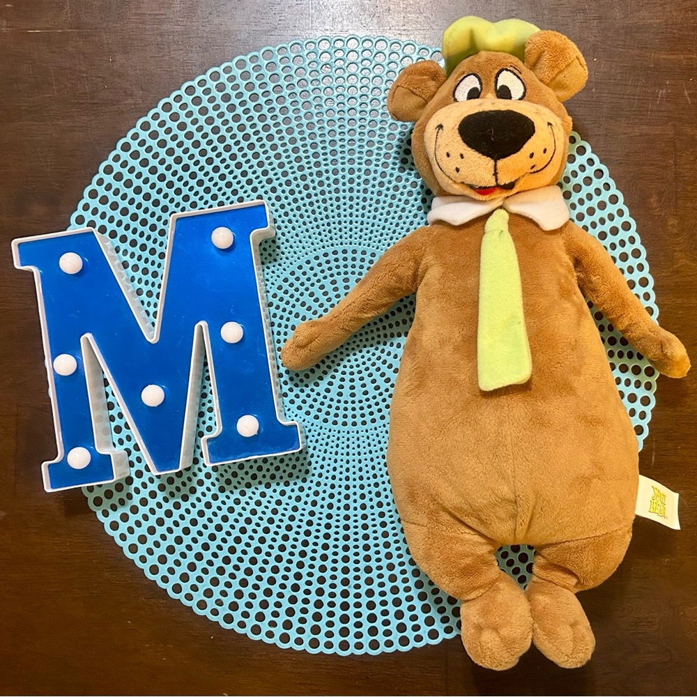 Yogi Bear Plush 15” Hanna Barbera Stuffed Animal; Pre-owned